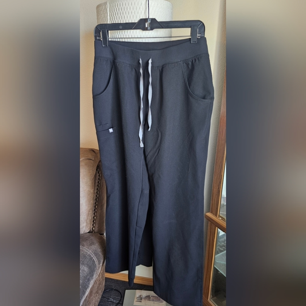 Figs Technical Collection Black Scrub Pants